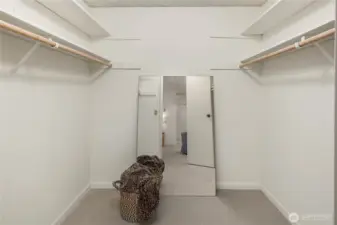 2nd closet in primary