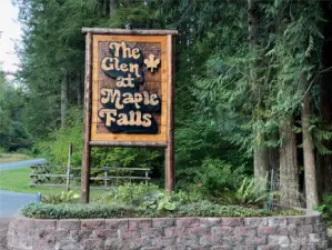 Entrance sign for The Glen at Maple Falls
