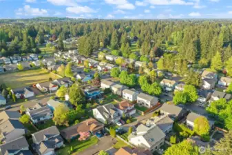 Located in the heart of Tumwater, this home is nestled in the sought-after Mirasett neighborhood, offering both charm and convenience. Just minutes from Costco, Home Depot, shopping, and dining, plus close proximity to the Tumwater Valley Golf Course, athletic club, Tumwater parks—you’ll have everything you need right at your fingertips for both daily living and weekend recreation.