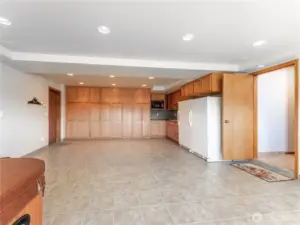 Lower level kitchenette