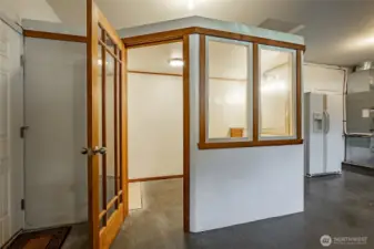 Bonus room in garage perfect for a salon/barber shop or music studio