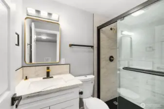 downstairs 2nd master ensuite