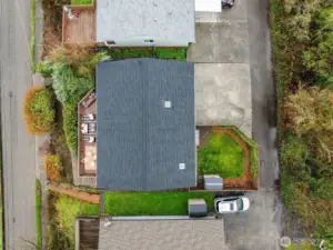 What makes this property stand out is not just any one feature, but the way everything comes together: privacy, views, one-level living, updated interiors, indoor-outdoor flow, off-street parking, natural beauty, and a strong sense of community. It is stylish without feeling precious, functional without sacrificing charm, and set in a neighborhood that still feels like a hidden gem.