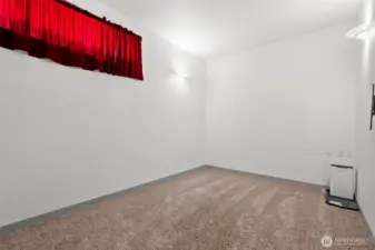 Additional family room