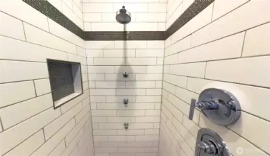 Primary shower