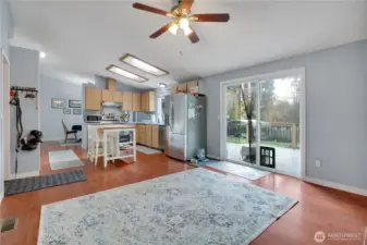 Beautiful open concept, with adequate installed lighting coupled with skylight and window natural light.