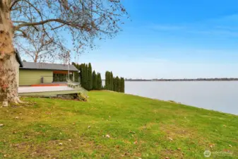 Ideal full-time residence or luxury waterfront retreat