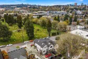 Overview of the loaction.