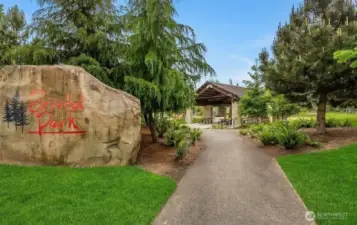 Short walk to community Park