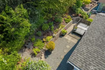 Tidy, manicured yard that is low maintenance.