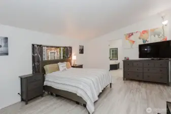 Primary suite with walk in closet & 5 pc bath.