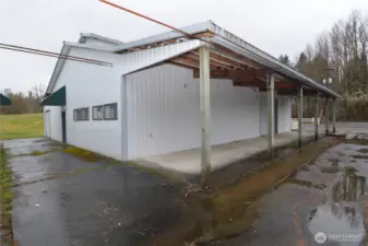Back of Shop 1 & Carport