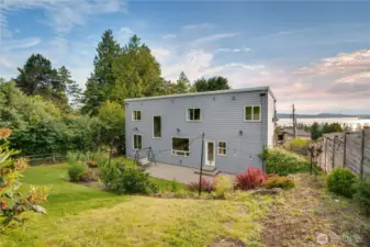 Rear facade of home.