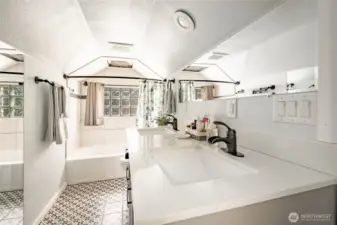 Primary Suite Bathroom
