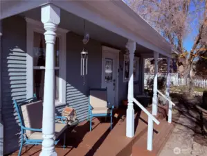 Charming Patio to enjoy your coffee looking at the hills! has had a Paint refresh recently.