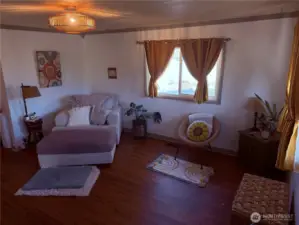 New Laminate Flooring throughout the home!