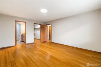 Primary has a walk-in closet and a full bathroom