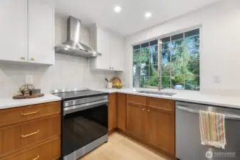 New Kitchen Cabinetry