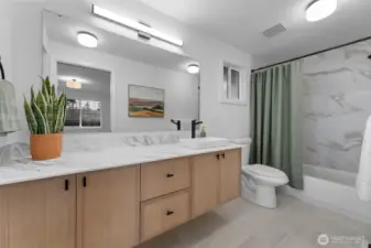 Updated Primary Suite Bath