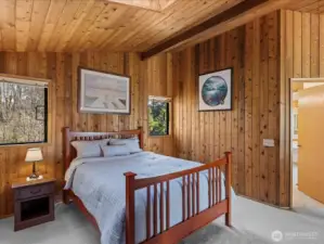 Primary bedroom with full 5-piece bathroom