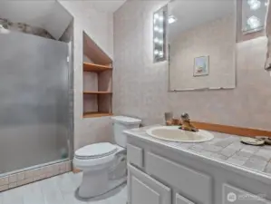 3/4 bath on Main Floor