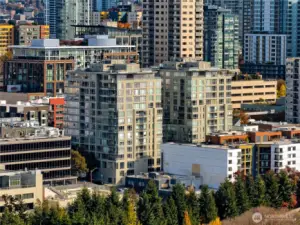 Live at the epicenter of Seattle's most vibrant district, commanding your place among the city's icons.