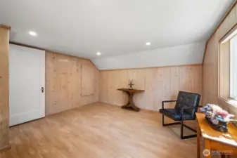 3rd bedroom located upstairs