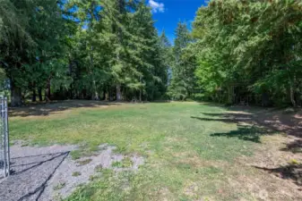 4.78 acres set up with 9 fully fenced yards. One of which is currently a Sniffspot location people can rent to bring their dogs.