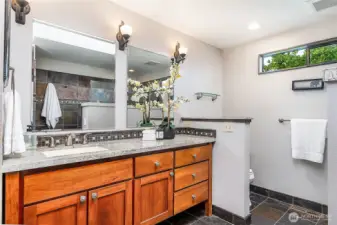 Upper Level Ensuite 3/4 Bath