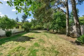 Such possibilities with an 11,687 sq ft lot