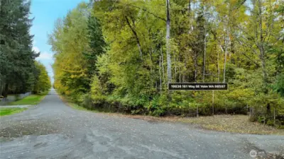 At the end of the road, this location is very tranquil.