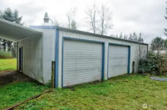 2 Bay Shop with Workspace