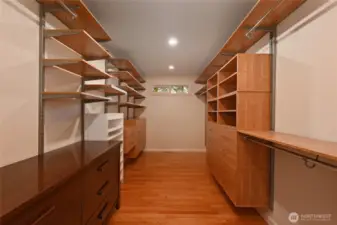 Walk-in Closet