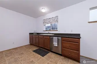 Kitchen with window to the backyard