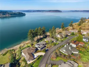 Exceptional waterfront position in one of Steilacoom’s most picturesque neighborhoods.