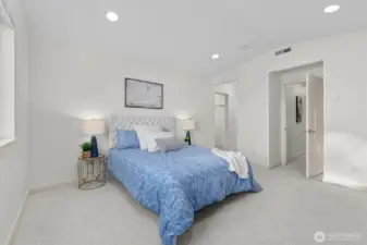 Master/primary bedroom