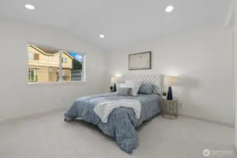 Master/primary bedroom