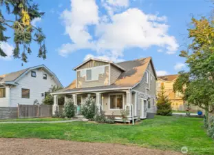 Front of house from SW corner of yard