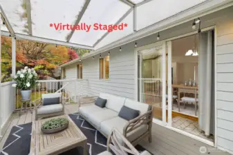 *Virtually Staged* Covered back deck
