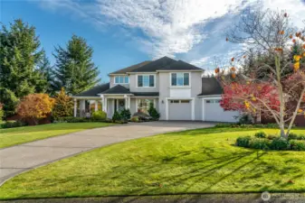 Stunning home that's in a very desirable neighborhood. Close to Lake Goodwin, Lake Shoecraft Lake Ki and easy access to Lakewood, Arlington or Stanwood.