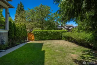 Private yard and lawn off back staircase