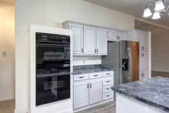 Double wall ovens, bakers dream