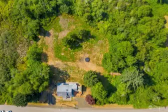 What Neighbors???  2.5 acres to stretch your legs!