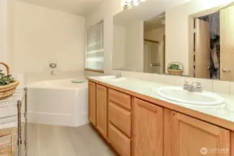 Primary bath with soaking tub, double sinks and walk in shower