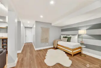 Daybed for guests or sleepovers.