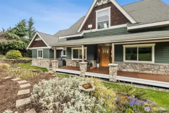 Custom architecture blends Northwest materials with modern comfort, creating a warm and inviting atmosphere. Natural wood, stone, and expansive windows bring the outdoors in. The home feels both luxurious and deeply connected to its surroundings.