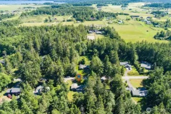 All in a wonderful neighborhood! See it today!