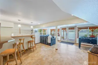 Fully equipped kitchenette with extra fridge and freezer, perfect for entertaining.