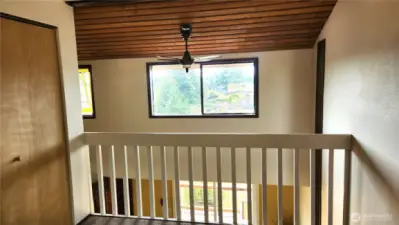 Loft railing