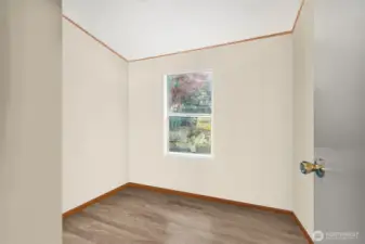 This (2nd bedroom) has been cleared out virtually.